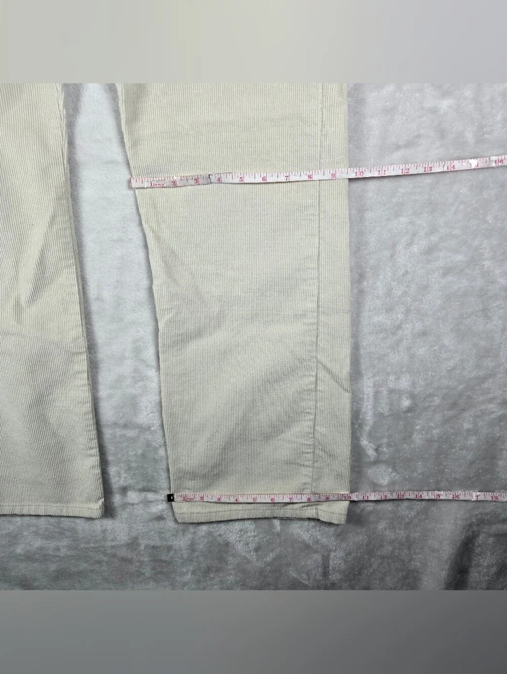 Vintage Levi's Silvertab Boot Fit Corduroy Pants Mens 33x30 Tan Skater Y2K Bell